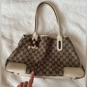 Gucci Princy GG Cream Purse